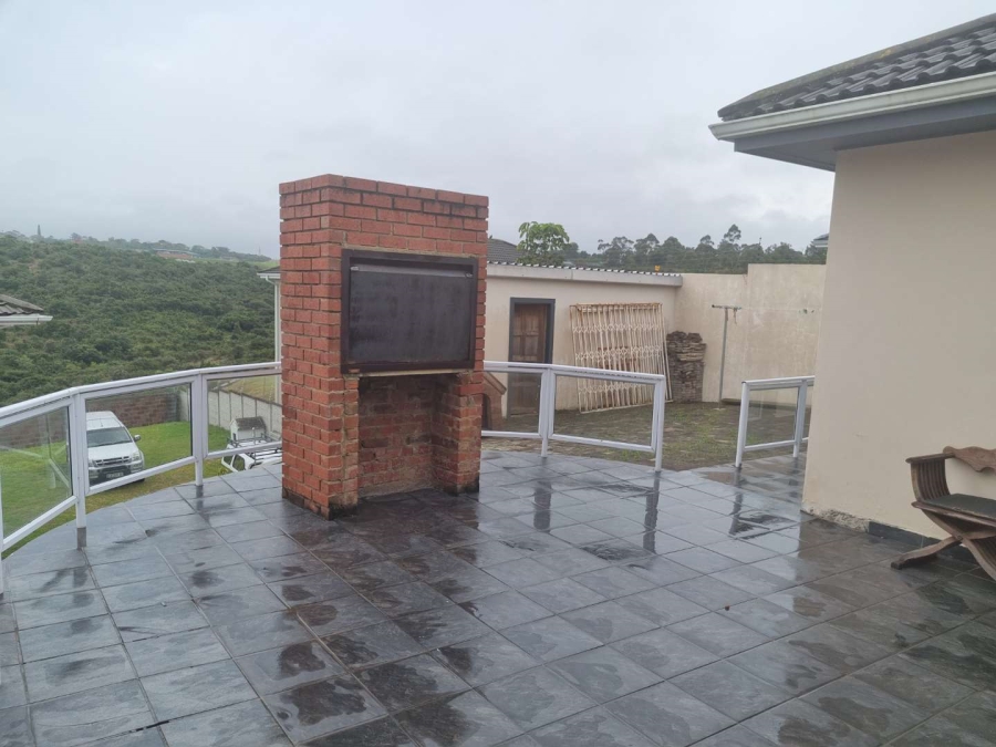 5 Bedroom Property for Sale in Nahoon Valley Park Eastern Cape